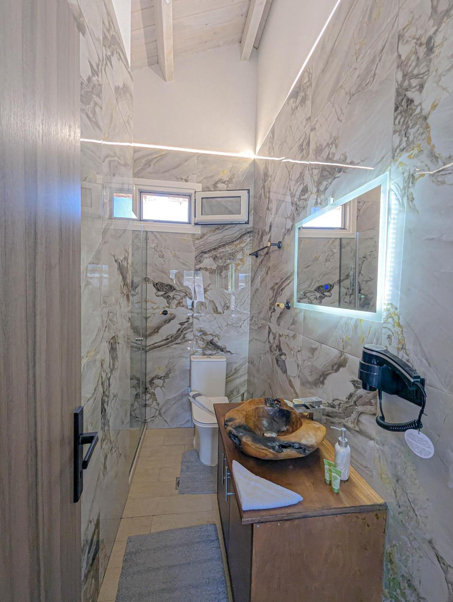 Ionian Pearl Apartments And Suites Corfu  ภายนอก รูปภาพ